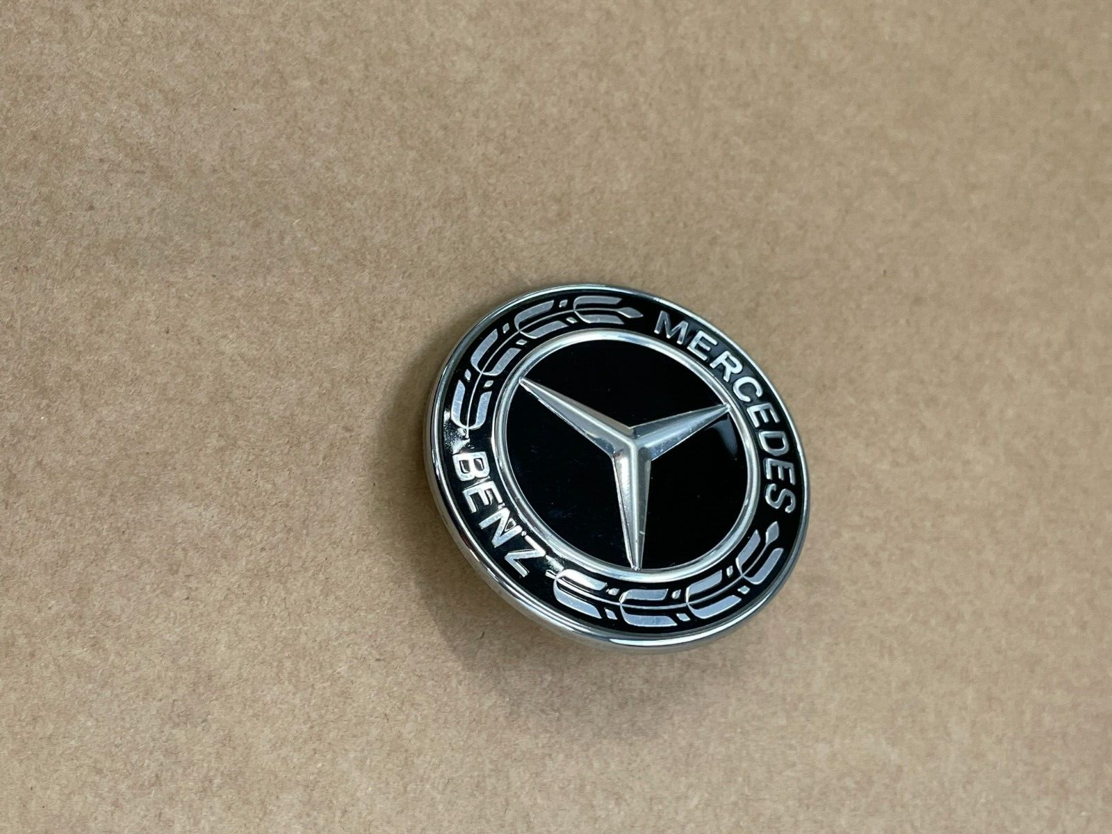 A0008171701 MERCEDES BENZ MOTORHAUBE STERN EMBLEM 57mm A0008171701 ORIG.FAST NE - Obrázek 6