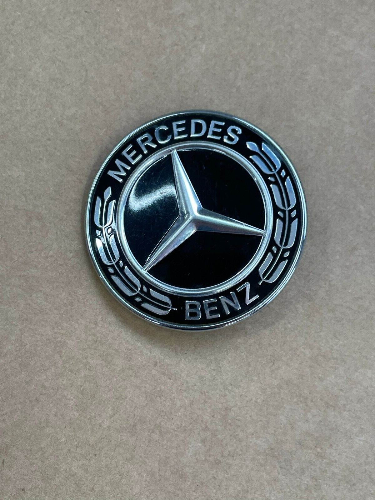 A0008171701 MERCEDES BENZ MOTORHAUBE STERN EMBLEM 57mm A0008171701 ORIG.FAST NE - Obrázek 7