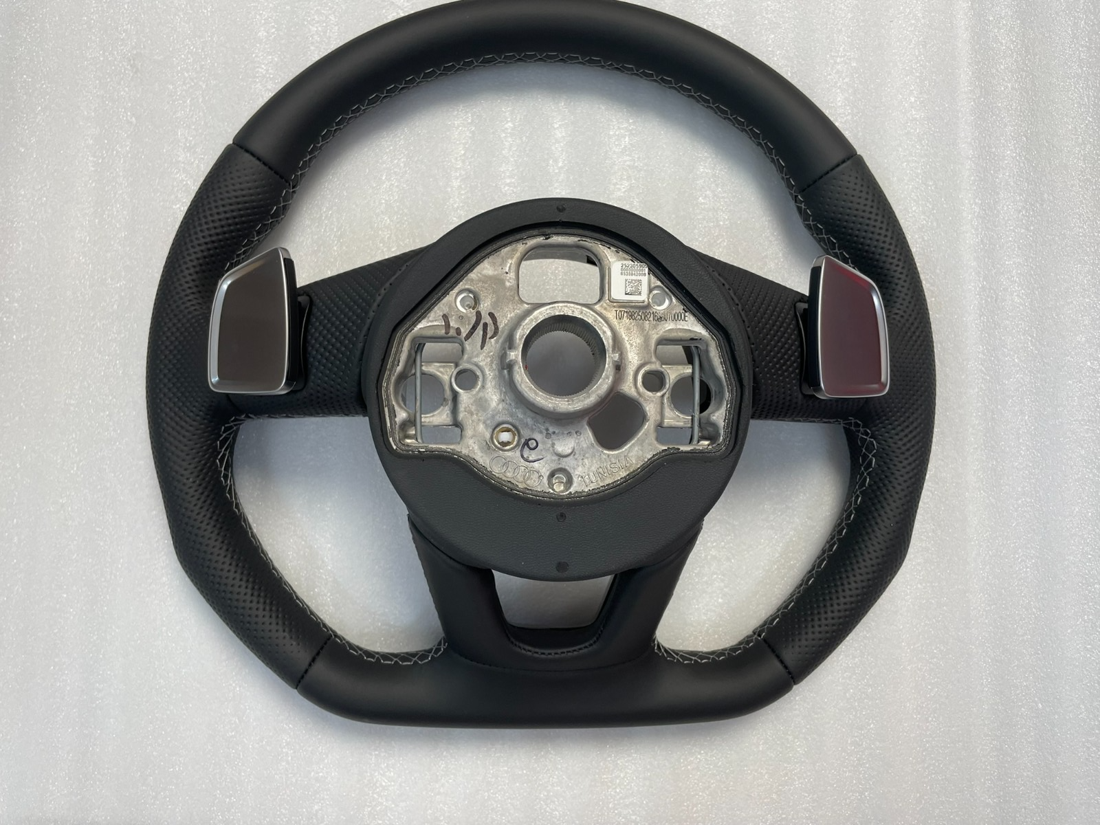 AUDI A3 S3 8Y LENKRAD SPORT ABGEFLACHT GELOCHT SCHALTWIPPEN 8Y0419091Q ORIG NEU - Obrázek 21