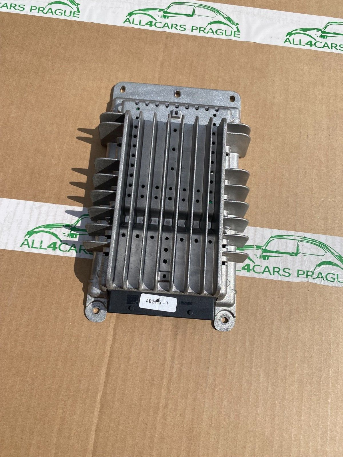 AUDI A3/S3 VERSTÄRKER BOSE AUDIO VERSTÄRKER AMPIFILER 8P4035223 8P4 035 223