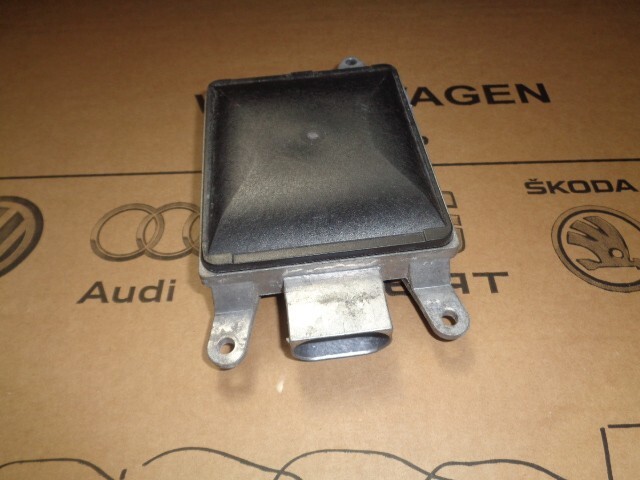 AUDI A4 A5 STEUERGERÄT SPURWECHSELASSISTENT RECHTS 8K0907566H Fast Neu Test Car - Obrázek 11