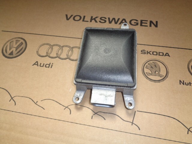 AUDI A4 A5 STEUERGERÄT SPURWECHSELASSISTENT RECHTS 8K0907566H Fast Neu Test Car - Obrázek 8