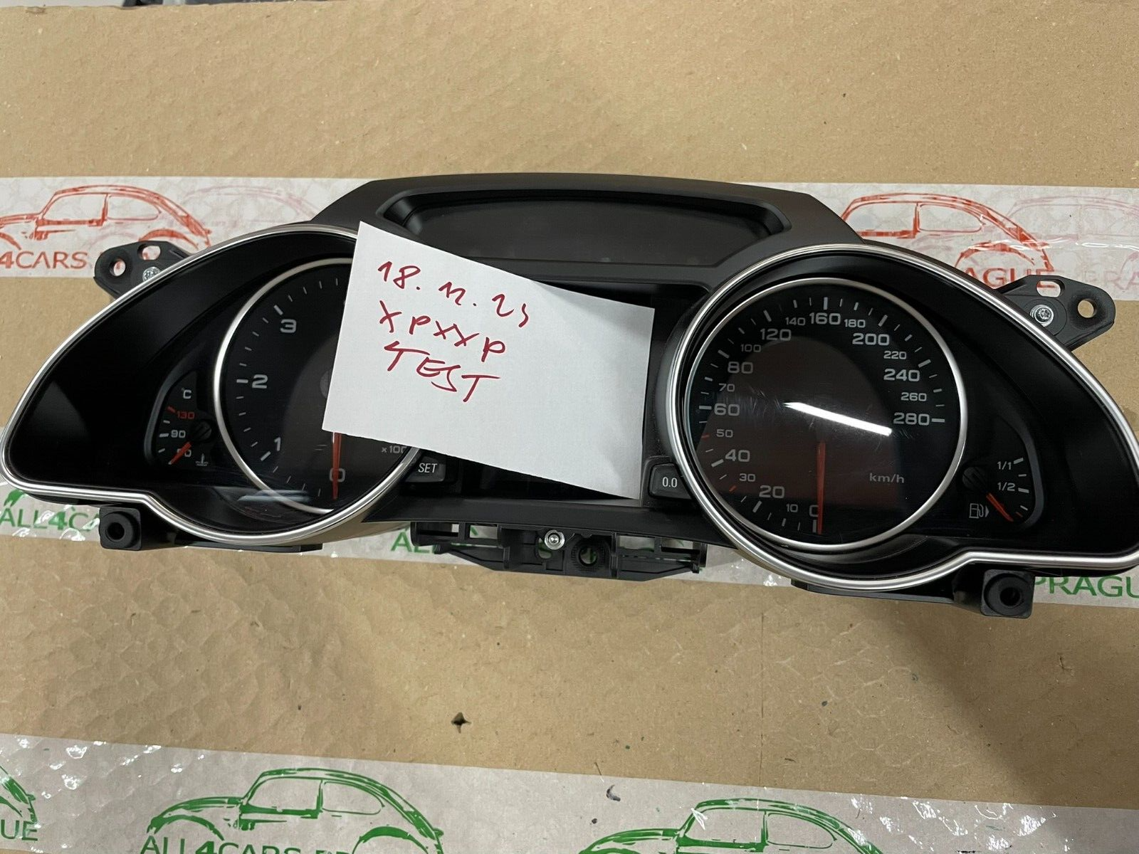 AUDI A5 TDI TACHO KOMBIINSTRUMENT INSTRUMENT 8T0920930K DEMONT VOM TEST WAGEN - Obrázek 18