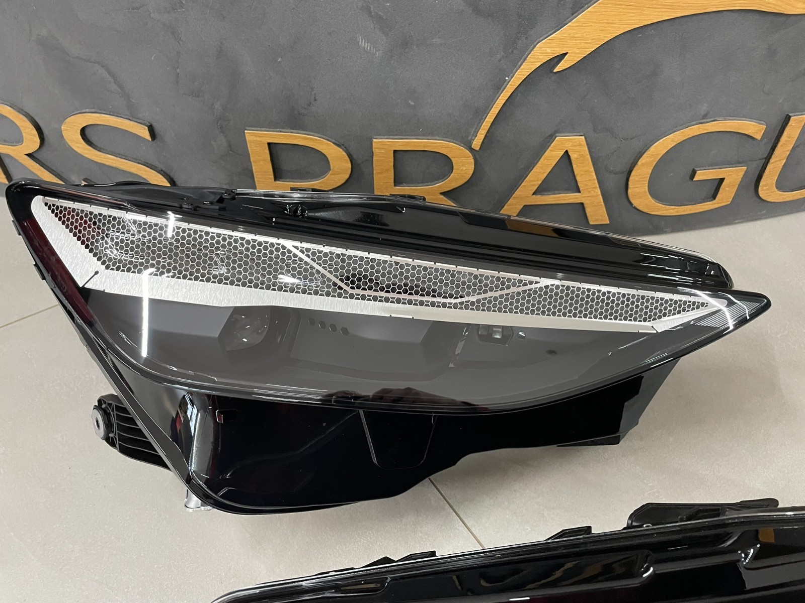 AUDI A6 C9 FRONT SCHEINWERFER LED L+R KOMPLET 4P0941003 + 4P0941004 ORIG NEU ! - Obrázek 3