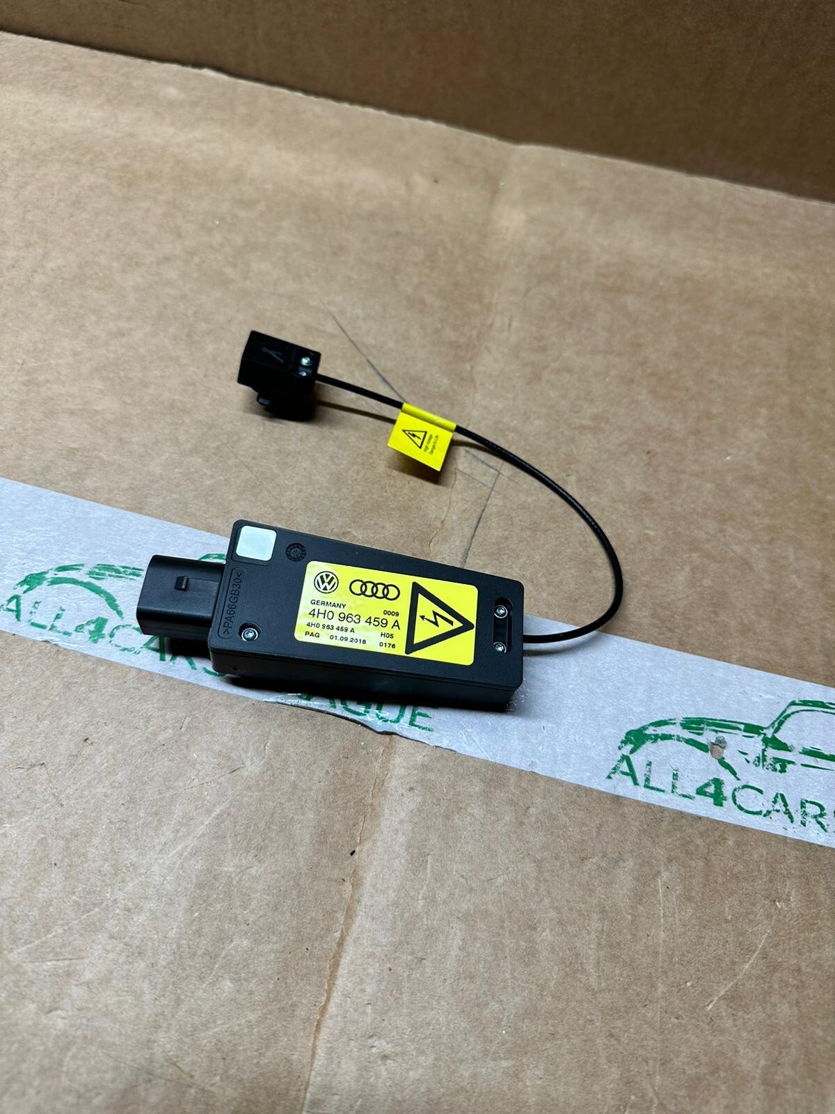 AUDI A8/S8, Q7 IONISATOR EMITTER AIR QUALITY 4H0963459A ORIG.NEU!!