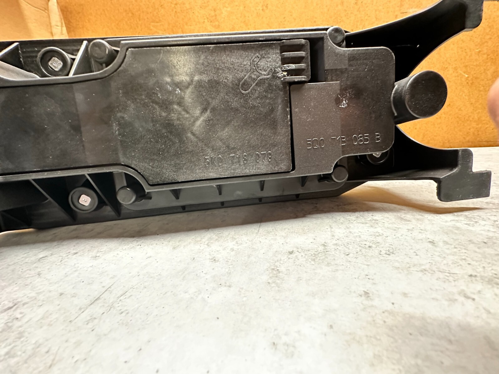 AUDI Q2 VW T-ROC AUTOMATIK DSG SCHALTMECHANISMUS 5Q1713023BJ 5Q0713266AM NEU!! - Obrázek 9