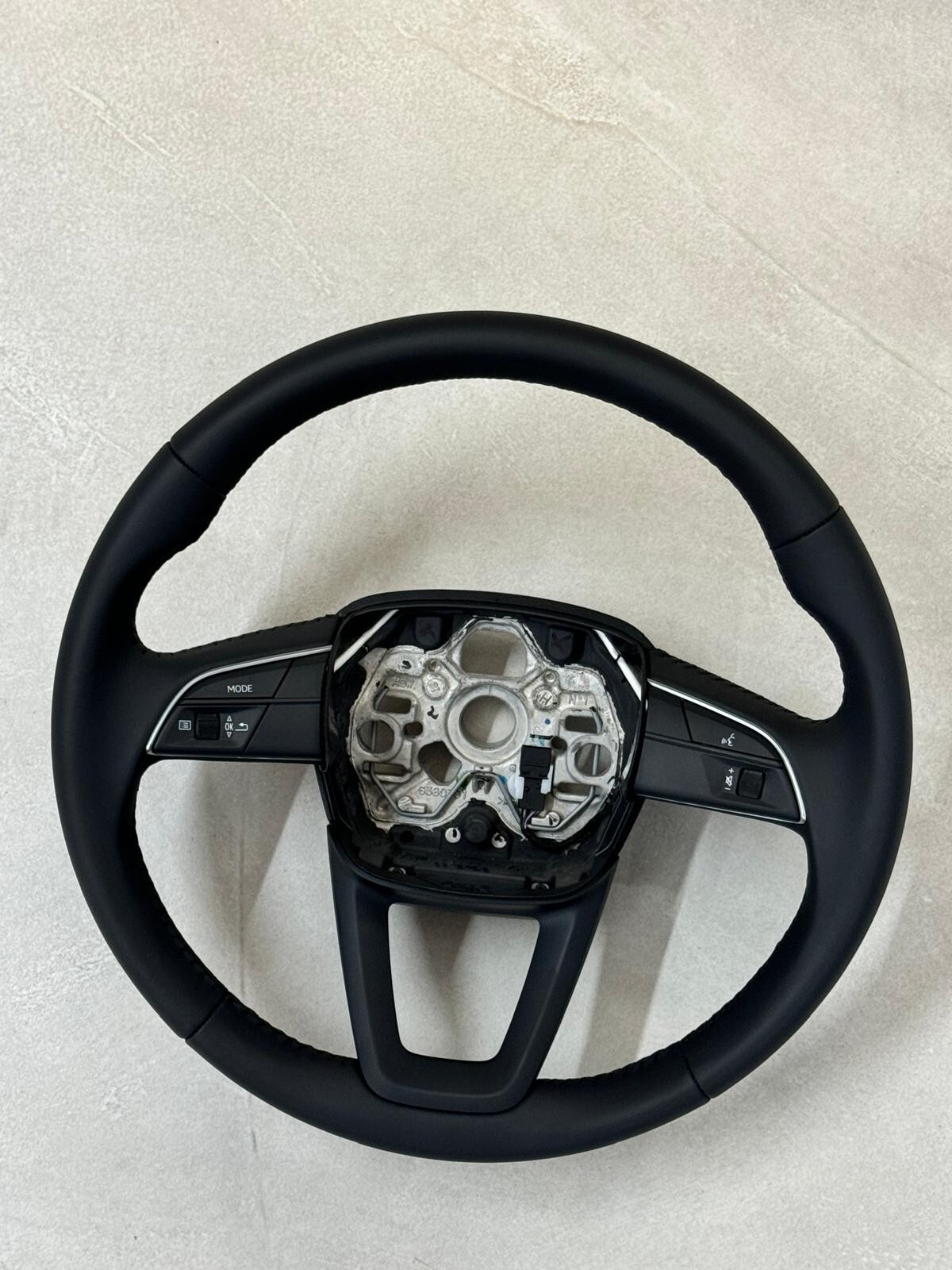 AUDI Q3 MULTIFUNKTIONAL SPORT LENKRAD LEDER 83A419091 NTM SCHWARZ SOUL NEU AUDI - Obrázek 8