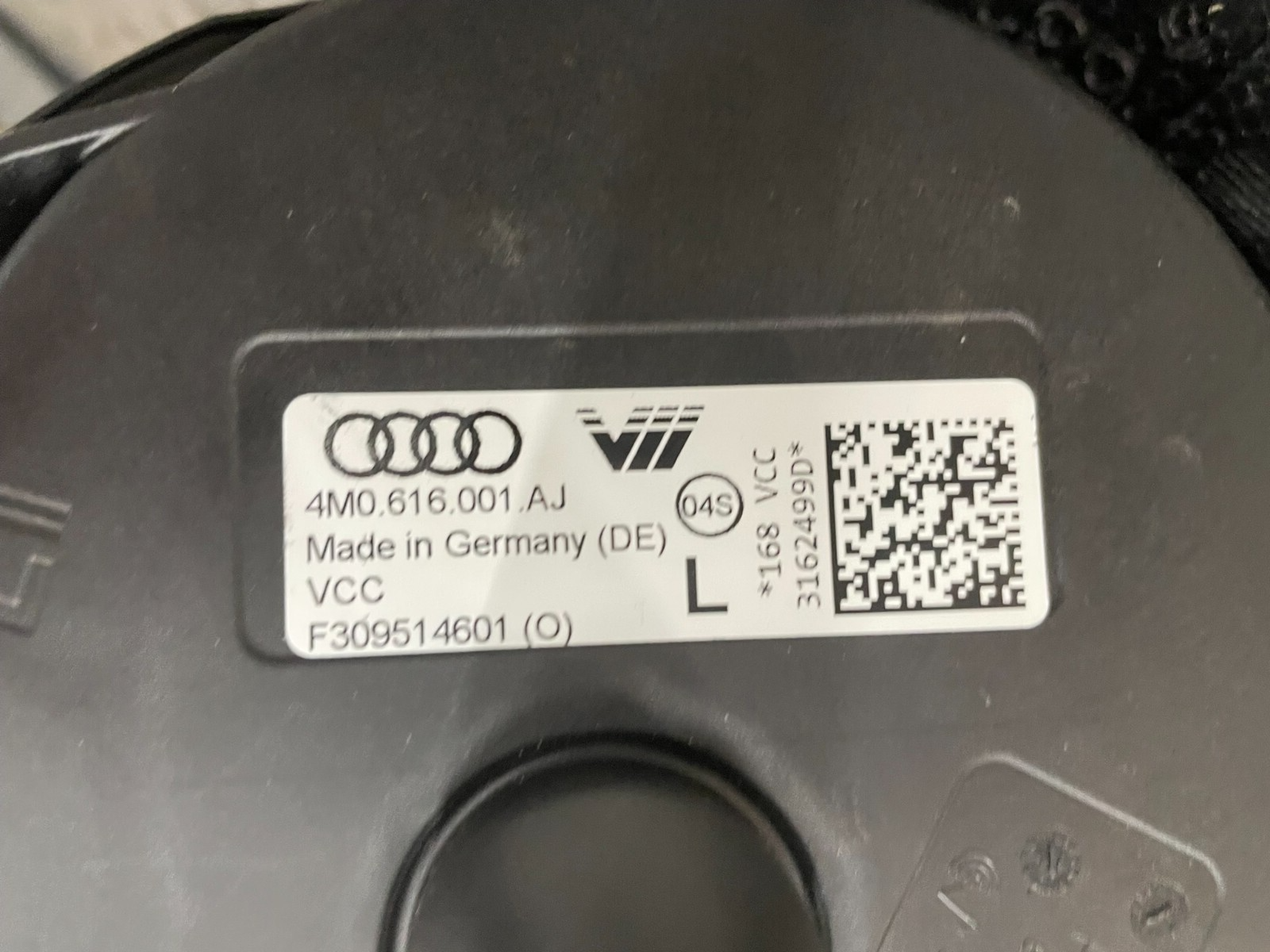 AUDI Q7 LUFTFEDER LUFTFEDERUNG HINTEN LINKS 4M0616001AJ FAST NEU DEM V TEST CAR - Obrázek 3