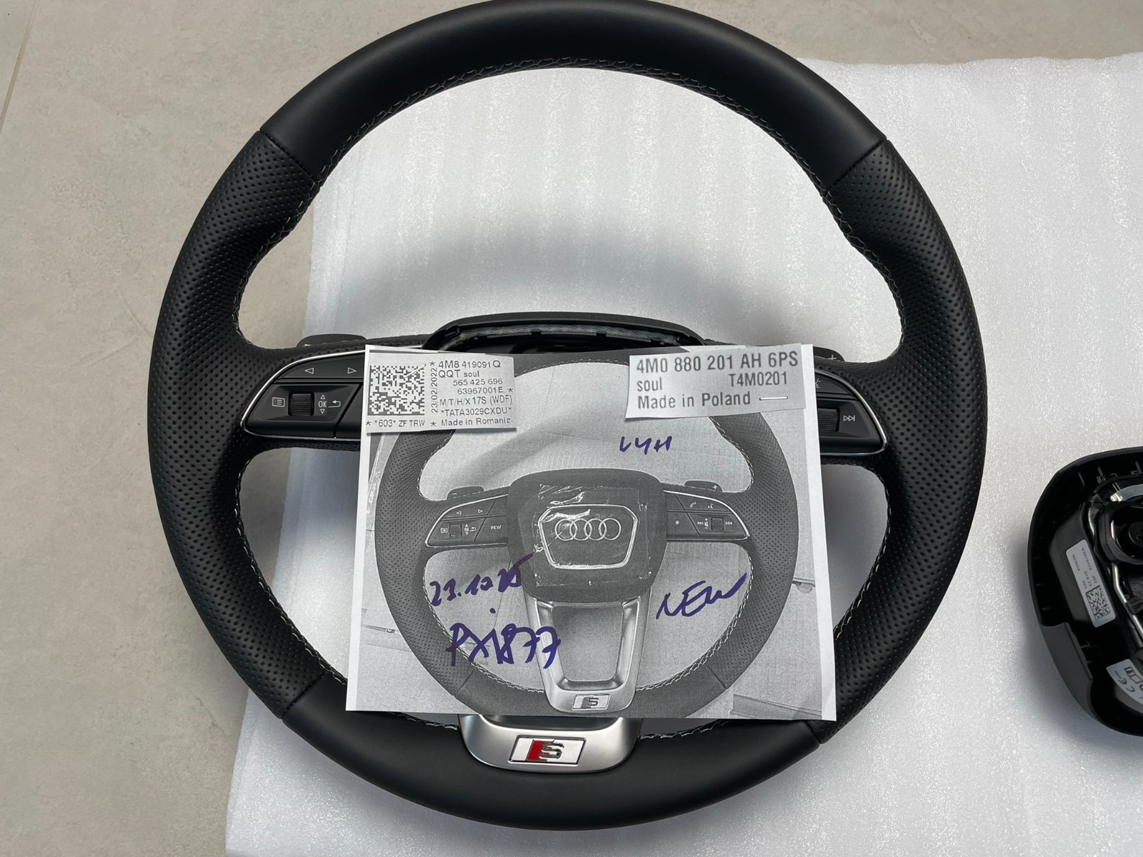 AUDI Q7 Q8 4M LENKRAD SPORT S BEHEIZT GELOCHT KAPAZITÄTS 4M8419091Q ORIG. NEU ! - Obrázek 23