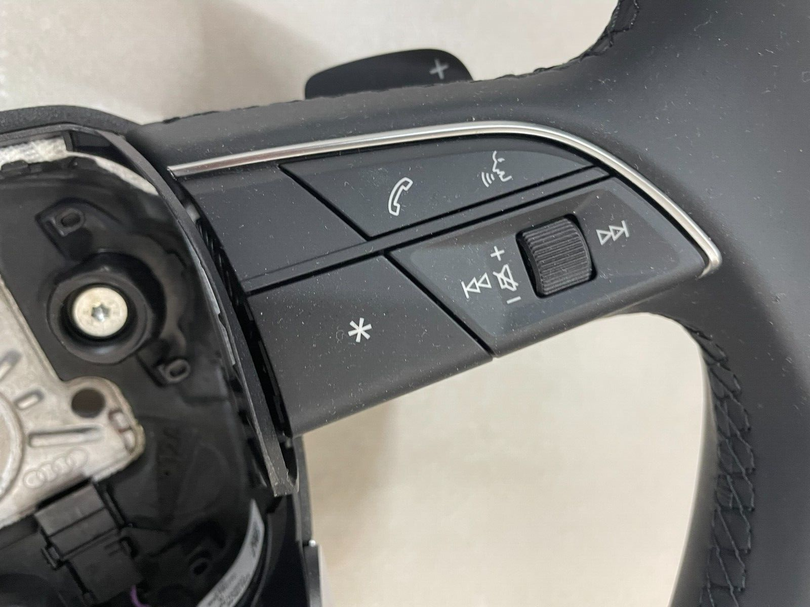 AUDI Q7 Q8 SPORT LEDER LENKRAD BEHEIZT SCHWARZ 4M8419091T Fast Neu d v Test Car - Obrázek 19