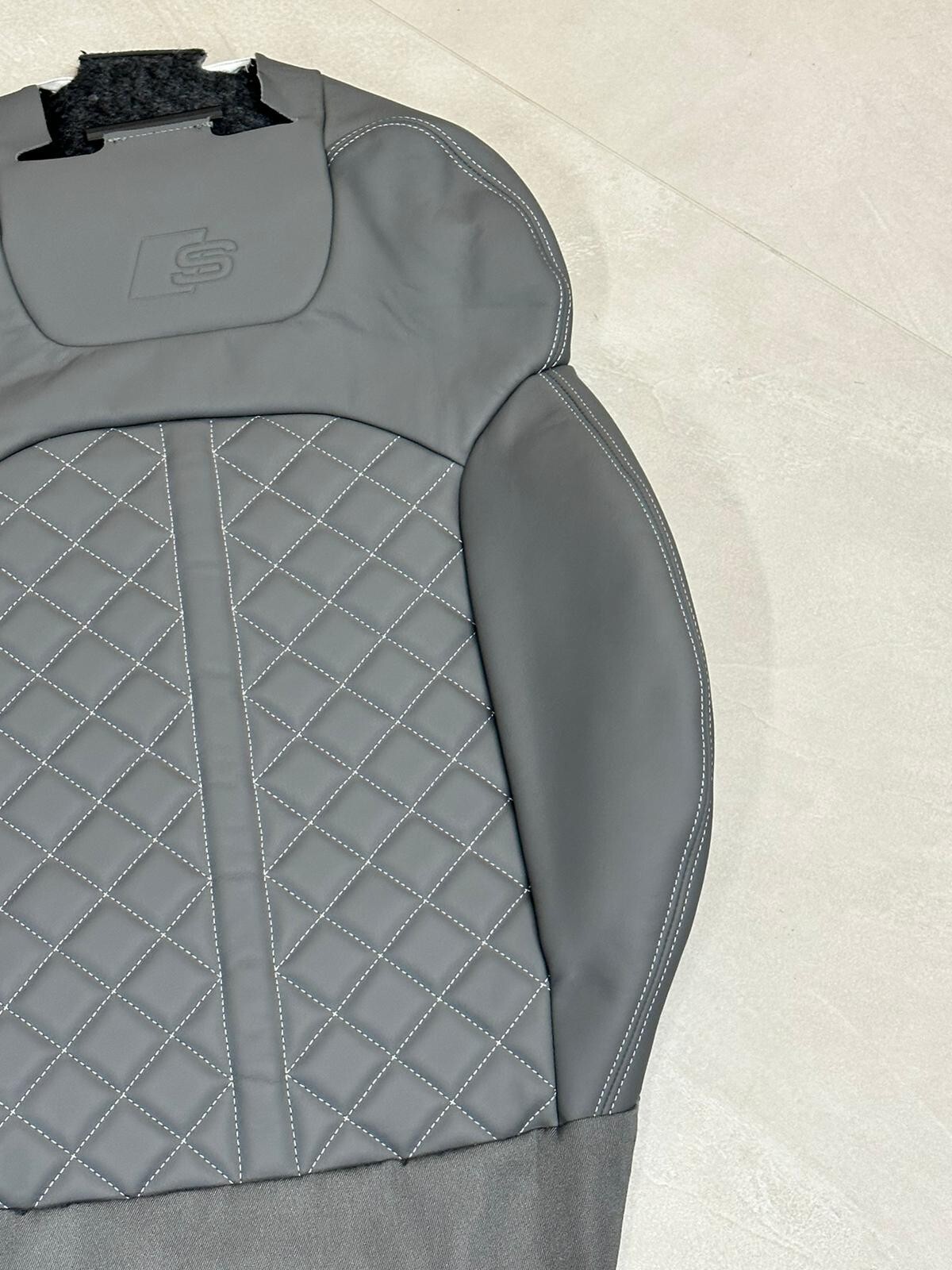 AUDI Q7 SQ7 4M SITZBEZUG SPORTSITZ GRAU LEDER VALCONA PLUS VORN RECHTS ORIG.TEIL - Obrázek 11