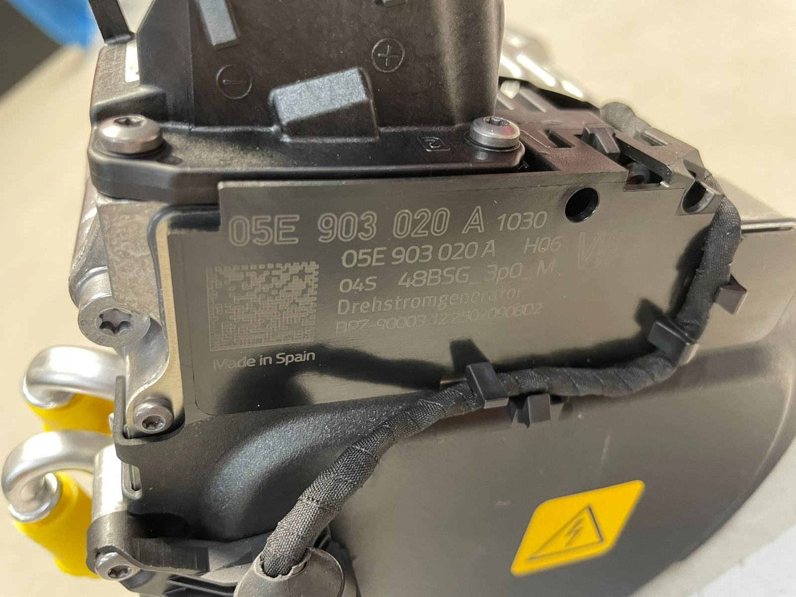 AUDI RS3 AUDI A3 STARTER WASSERGEKÜHLT DREH STROM GENERATOR 05E903020A ORIG NEU - Obrázek 11