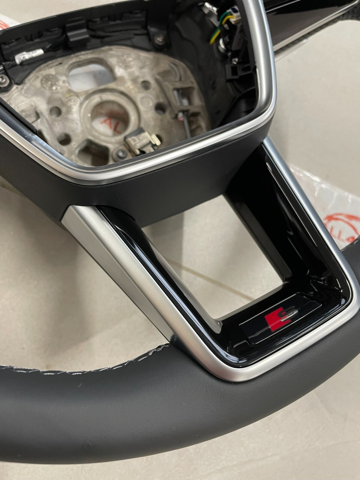 AUDI S6,A6,A7,A8 C8 SPORT LEDER LENKRAD S GELOCHT - Fast Neu-Dem v Neu Wagen... - Obrázek 11