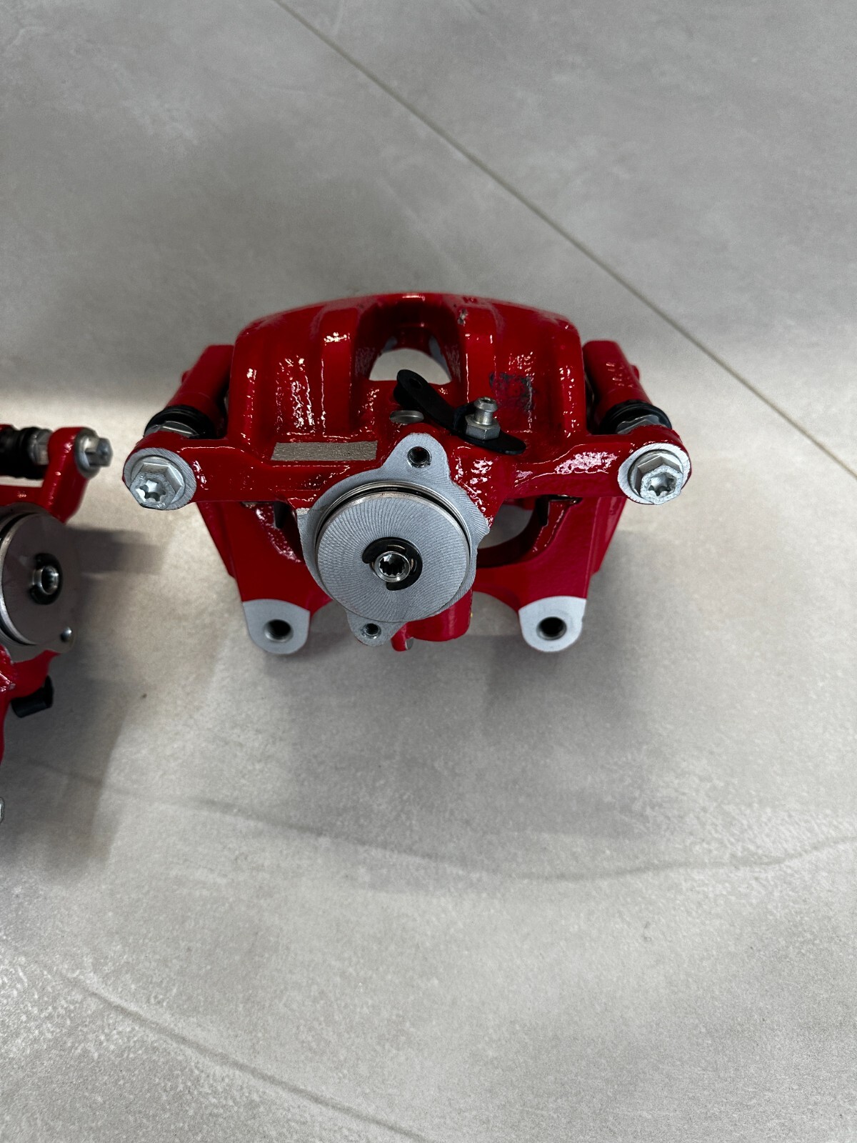 AUDI SQ7 SQ8 BREMSSATTELGEHÄUSE BREMSSATTEL ROT HINTEN RECHTS 4M0615406GD OE NEU - Obrázek 5