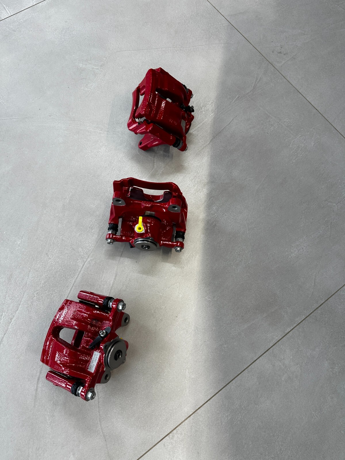 AUDI SQ7 SQ8 BREMSSATTELGEHÄUSE BREMSSATTEL ROT HINTEN RECHTS 4M0615406GD OE NEU - Obrázek 9