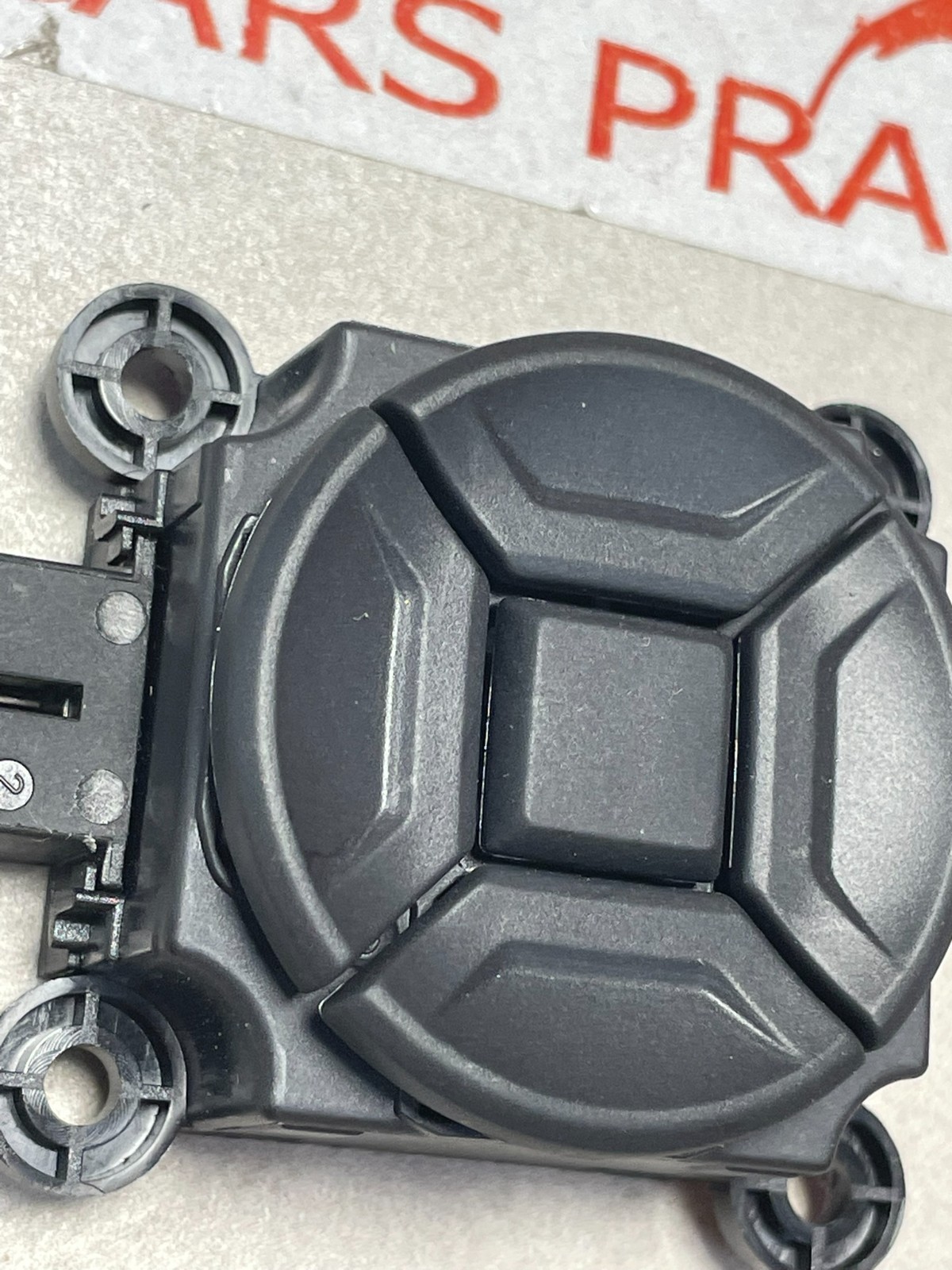 AUDI VW SITZ SCHALTER FÜR VERSTELLUNG LENDENWIRBELSTÜTZE LINKS 4N0959777E ORIG ! - Obrázek 9