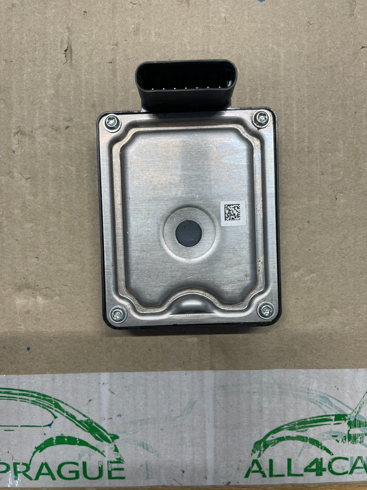 AUDI VW ŠKODA ACC RADARSENSOR 2Q0907550B DEMONTIERT VON NEUEM STOßFANGER ORIG ! - Obrázek 11