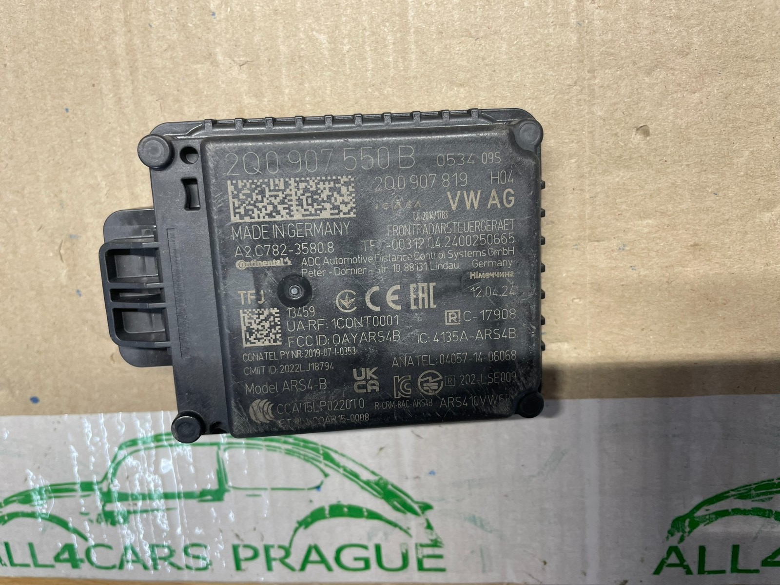 AUDI VW ŠKODA ACC RADARSENSOR 2Q0907550B DEMONTIERT VON NEUEM STOßFANGER ORIG !