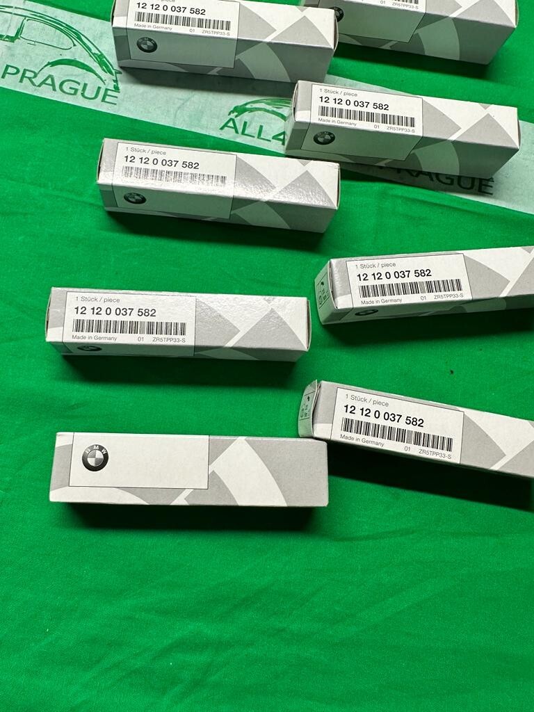 BMW 1,2,3,4,5,6,7,X3,X4,X5,X6 ZÜNDKERZE HOHE ENERGIE 12120037582 ORIG.NEU!!! - Obrázek 9