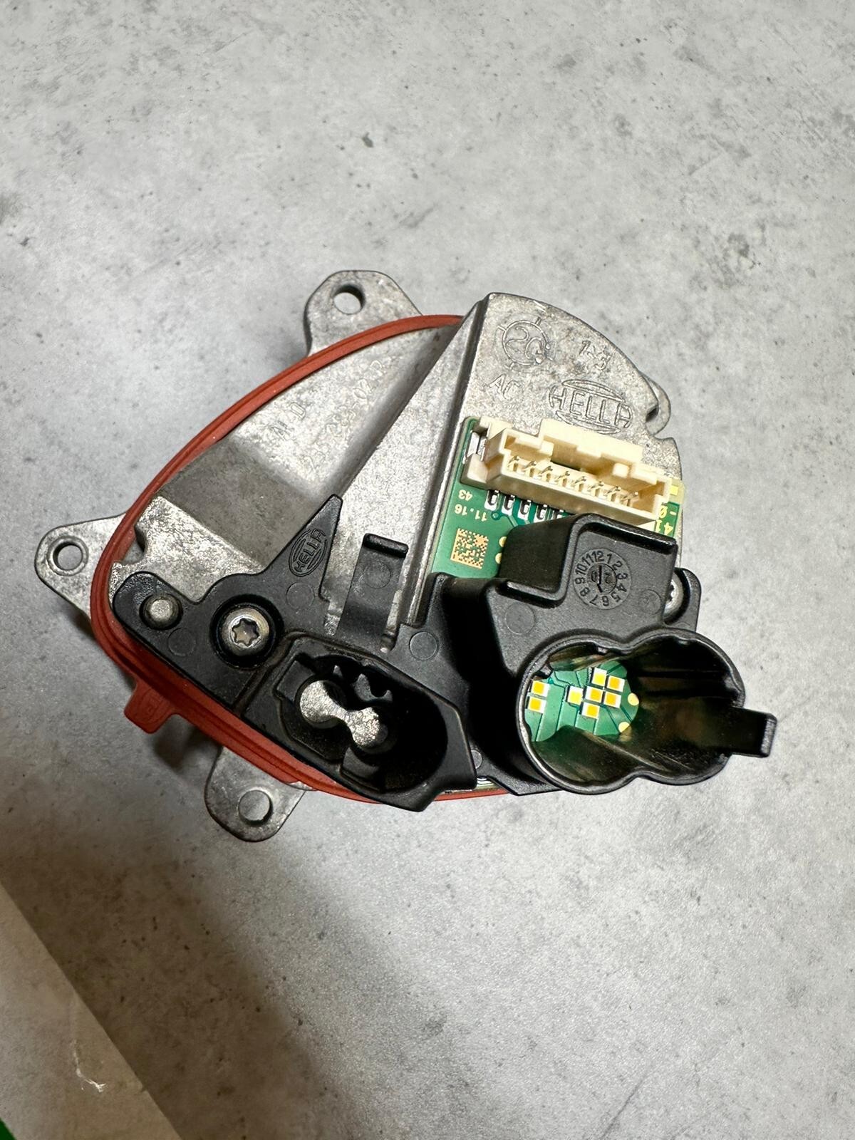 BMW 530I 540I 550I G30 G31 LCI LED SCHEINWERFER-BLINKER-MODULE HELLA 23508302 - Obrázek 4