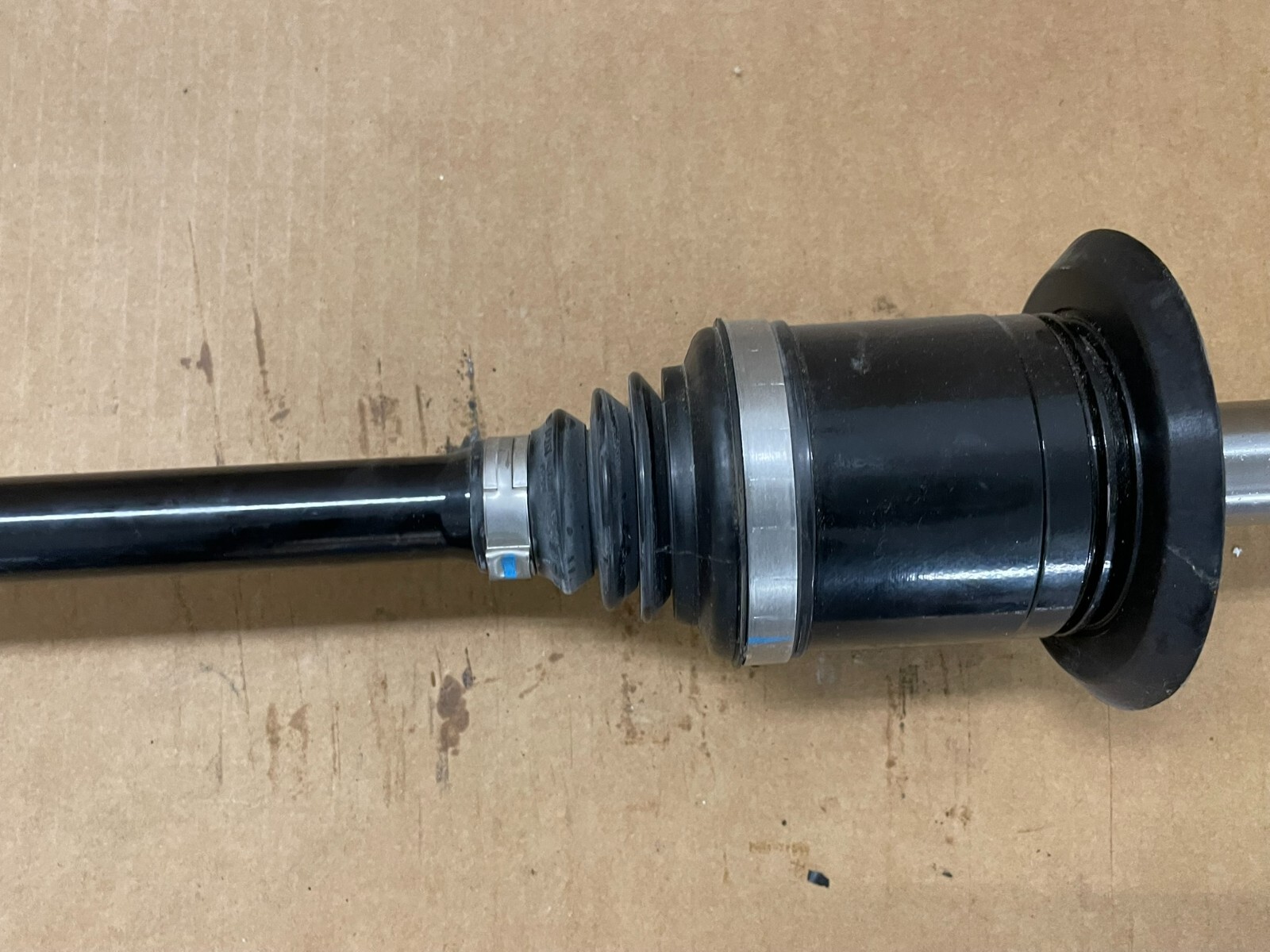 BMW G20/G21 320D X-DRIVE : 8 482 603-01 ABTRIEBSWELLE REAR LEFT DEMONT TEST CAR - Obrázek 4