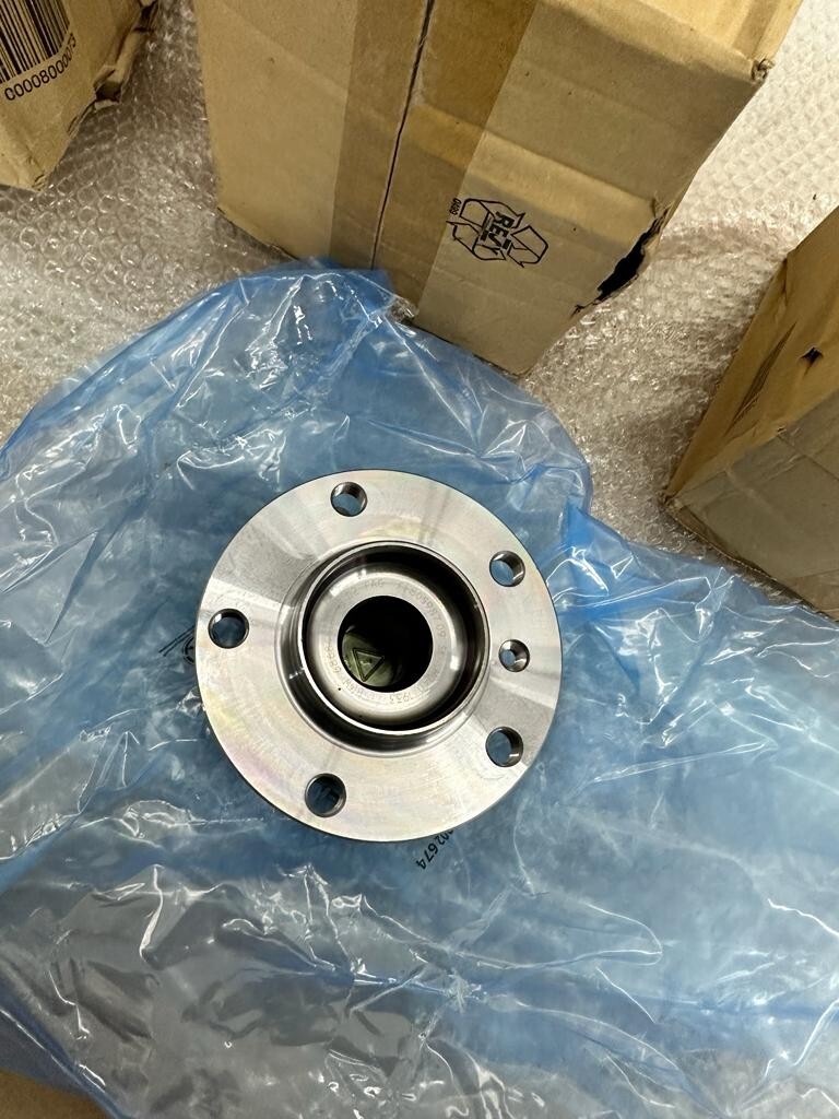 BMW RADNABE MIT LAGER VORNE RADLAGER RADNABE VORN 31206868480 - 6868480,orig.NEU - Obrázek 7