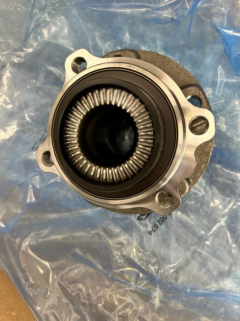 BMW RADNABE MIT LAGER VORNE RADLAGER RADNABE VORN 31206868480 - 6868480,orig.NEU - Obrázek 10