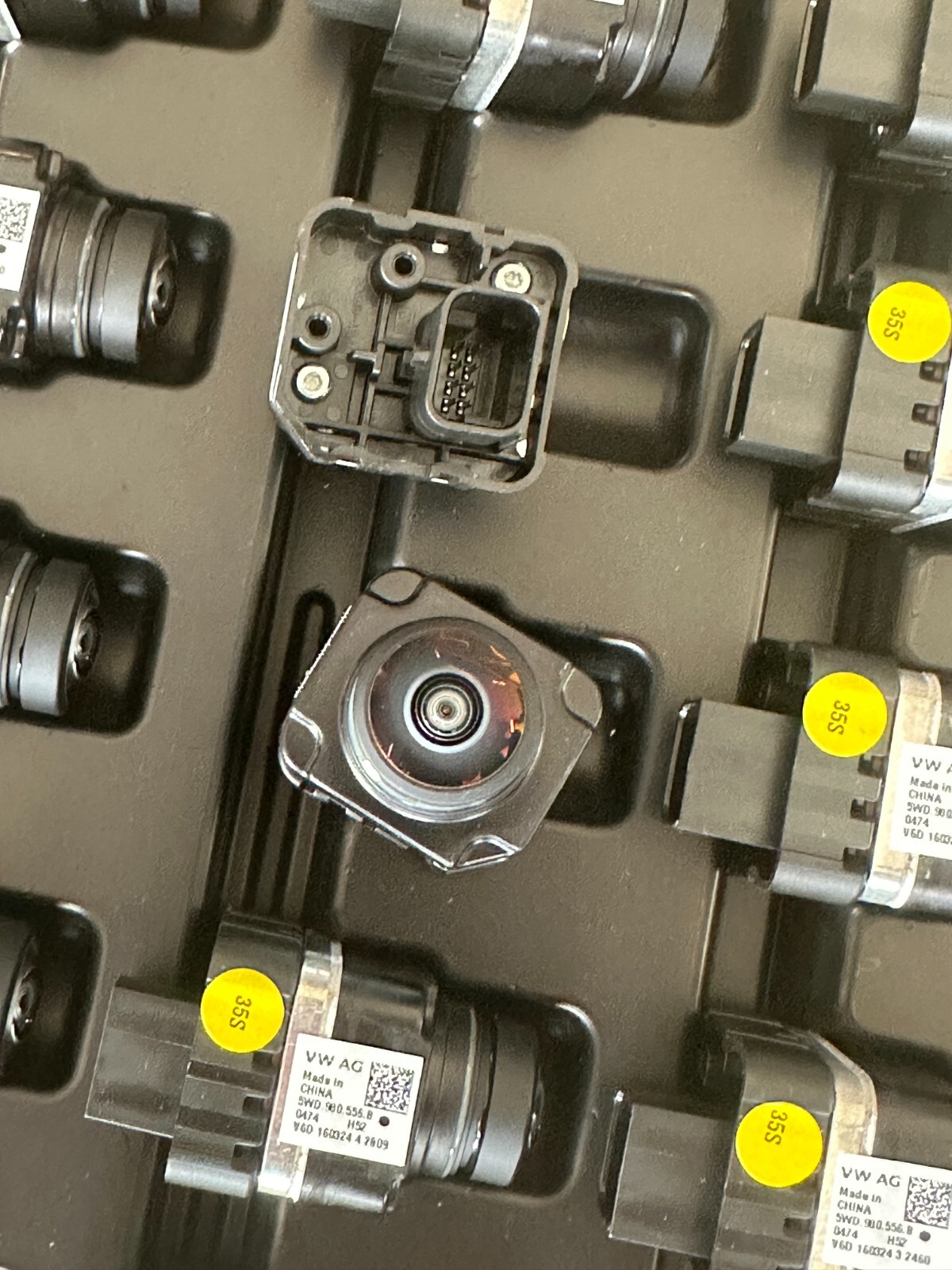 KAMERA VW ŠKODA AUDI RÜCKFAHRKAMERA 5WD980556B = 5WA980556B ORIG.VW TEIL - NEU ! - Obrázek 4