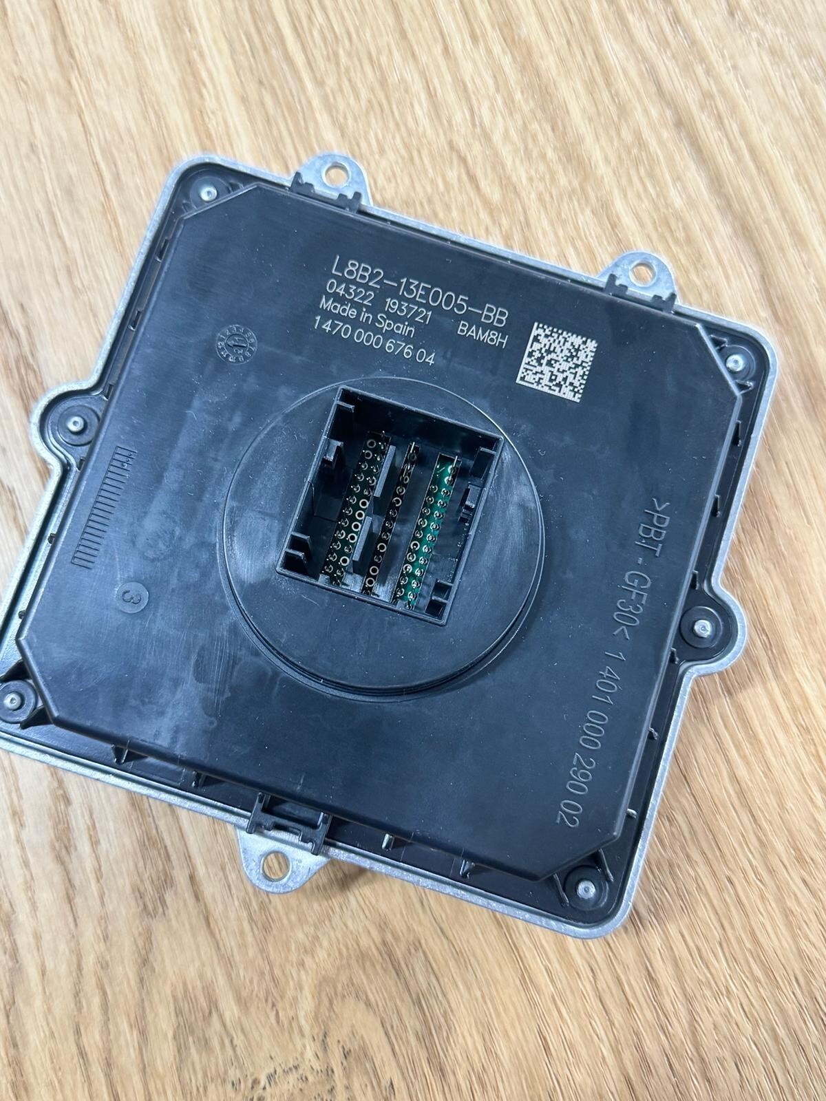 L8B2-13E005-BB LAND ROVER SCHEINWERFER VORSCHALTGERÄT MODUL L8B2-13E005-BB NEU!