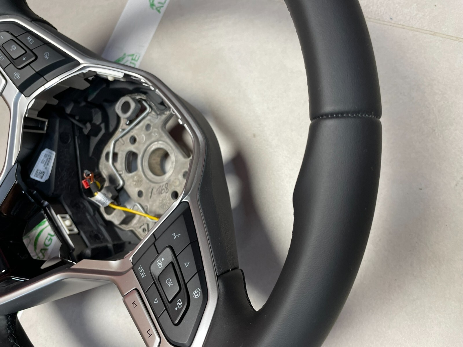 LENKRAD VW GOLF TIGUAN MULTIFUNKTION LENKRAD LOGO R BEHEIZT 5H0419089HP FAST NEU - Obrázek 16