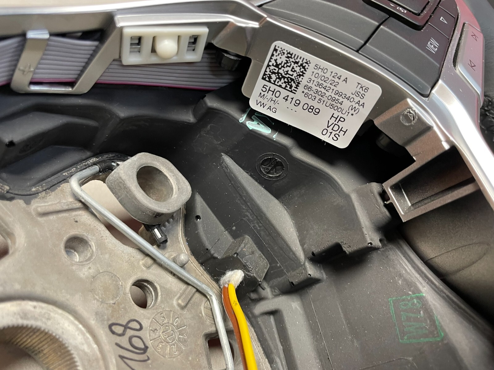 LENKRAD VW GOLF TIGUAN MULTIFUNKTION LENKRAD LOGO R BEHEIZT 5H0419089HP FAST NEU - Obrázek 5