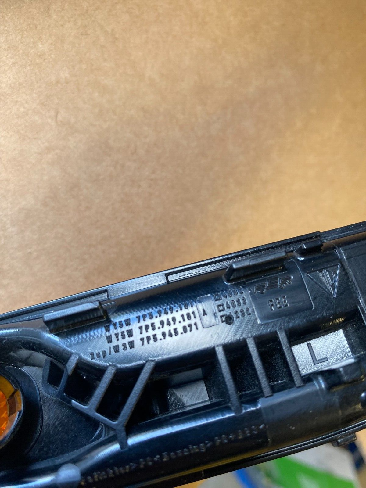 PORSCHE CAYENNE 958 ZUSATZBLINKER BLINKER LINKS 7P5949101A ORIGINAL NEU!! - Obrázek 17