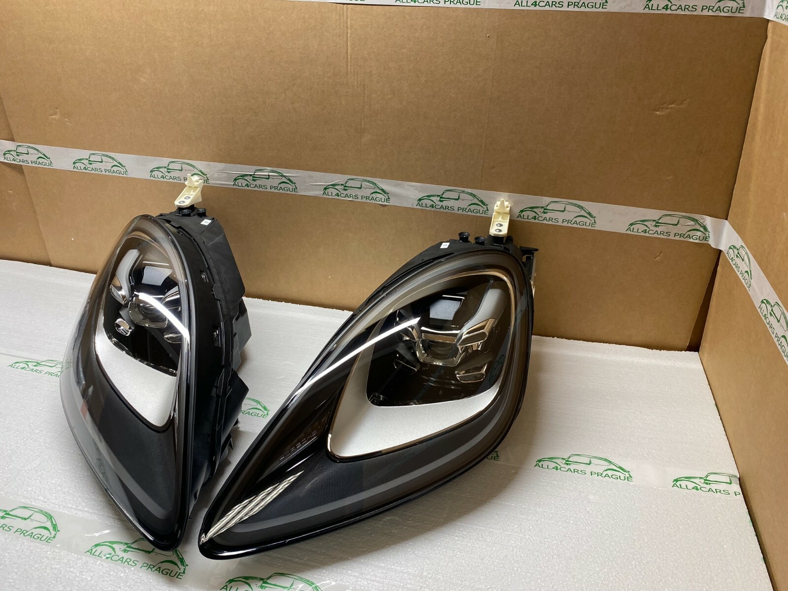 PORSCHE CAYENNE 9Y SCHEINWERFERN SATZ KOMPLET 9Y0941033T + 9Y0941034T ORIG.NEU ! - Obrázek 7