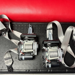 PORSCHE CAYENNE SICHERHEITS GURTEN SEATBELTS 9Y0857705L -9Y0857706L L+R ORIG NEW