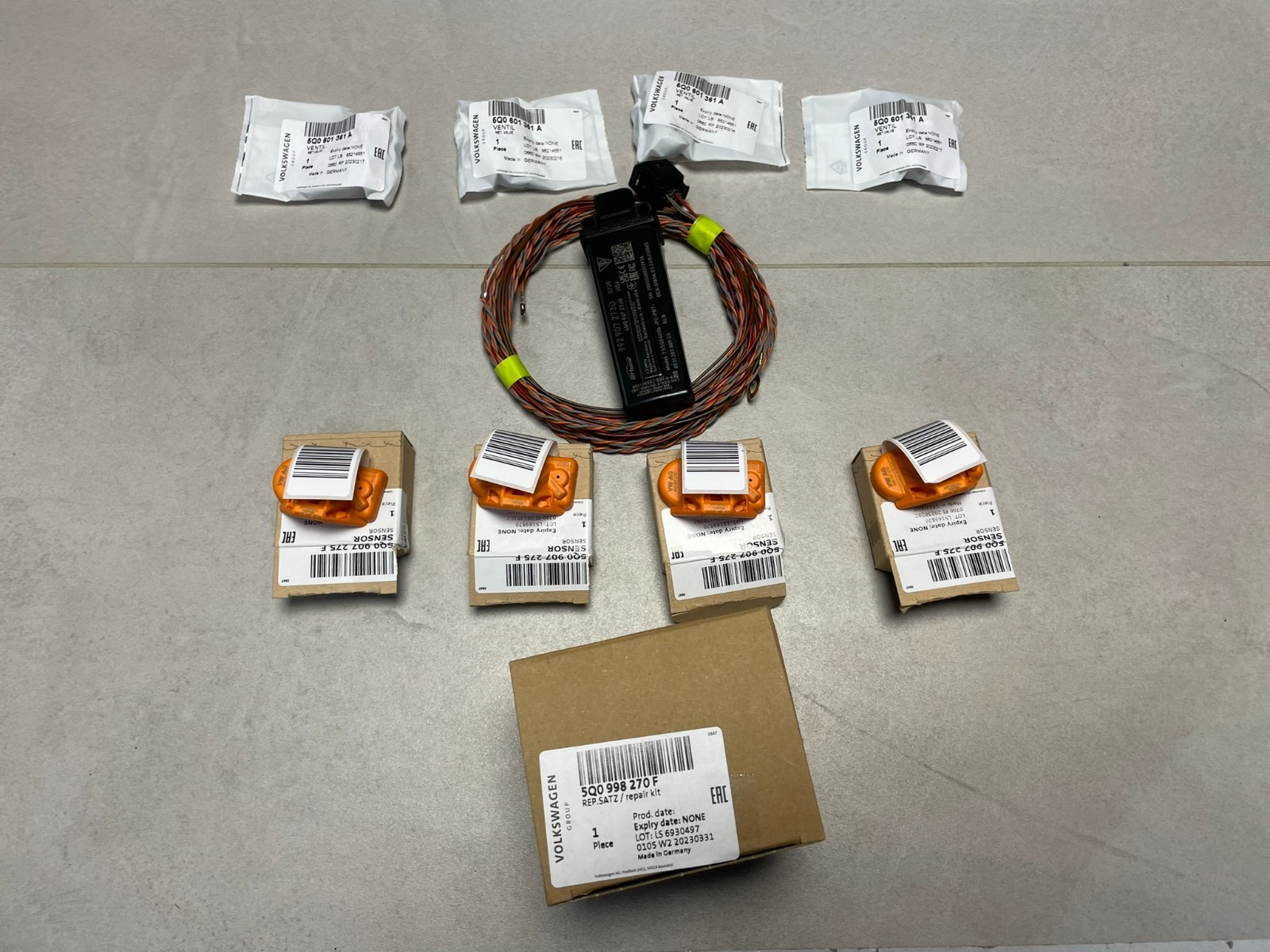 PORSCHE ORIG. RETROFIT RDKS SENZOR STEUERGERÄT VERLEGUNG 5Q0907275F + 992907273D - Obrázek 11