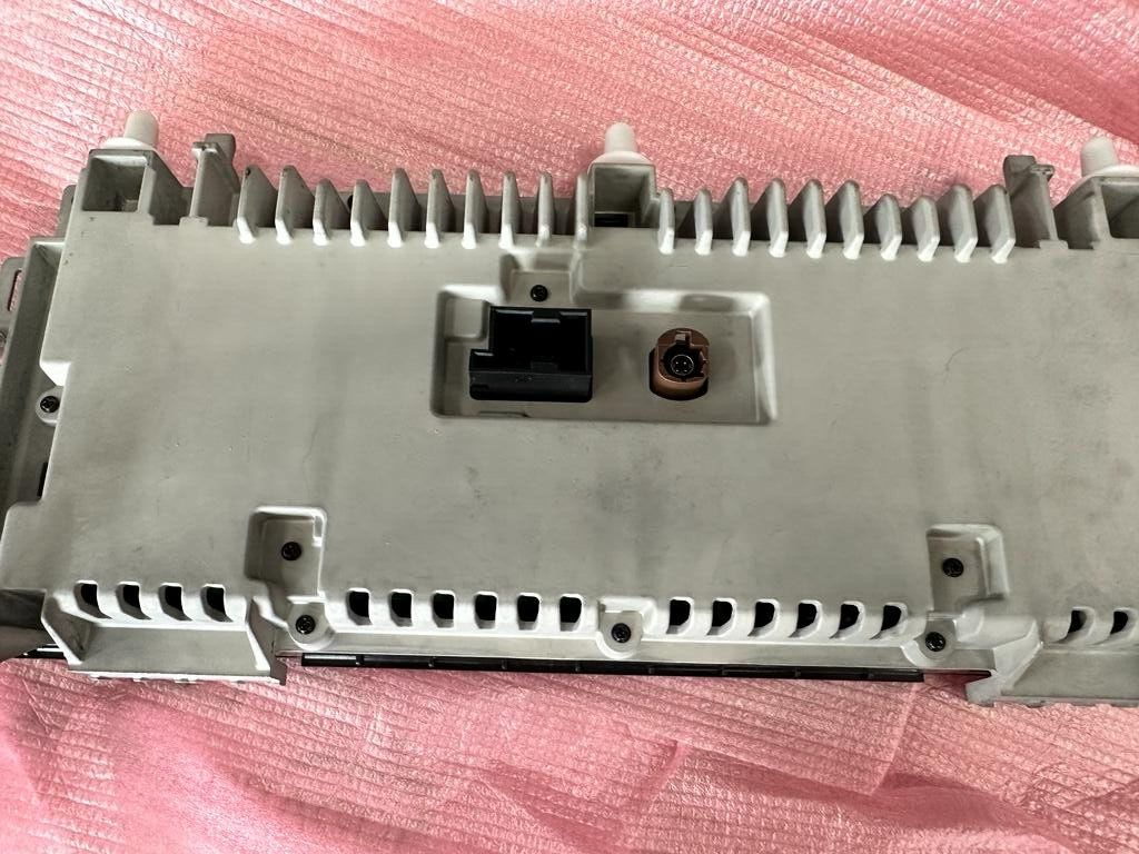 PORSCHE TAYCAN LCD NAVI BEDIENEINHEIT MIT TOUCH-SCREEN 9J1919599P ORIG. NEU!! - Obrázek 11