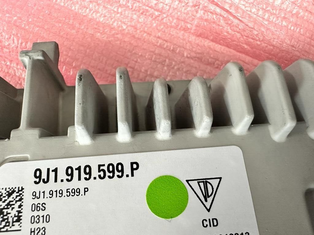 PORSCHE TAYCAN LCD NAVI BEDIENEINHEIT MIT TOUCH-SCREEN 9J1919599P ORIG. NEU!! - Obrázek 4