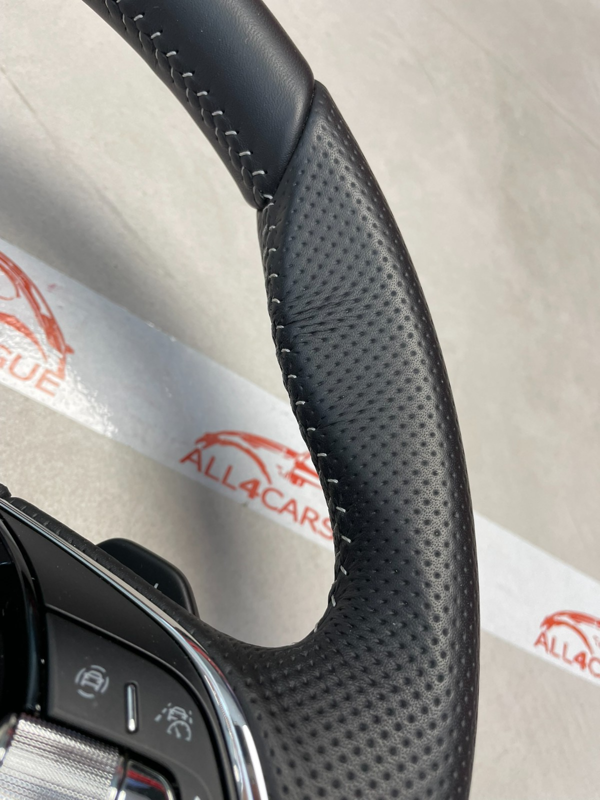 ŠKODA OCTAVIA IV 5E3 SPORT LINE LENKRAD ABGEFLACHT GELOCHT 5E3419093AT FAST NEU - Obrázek 11