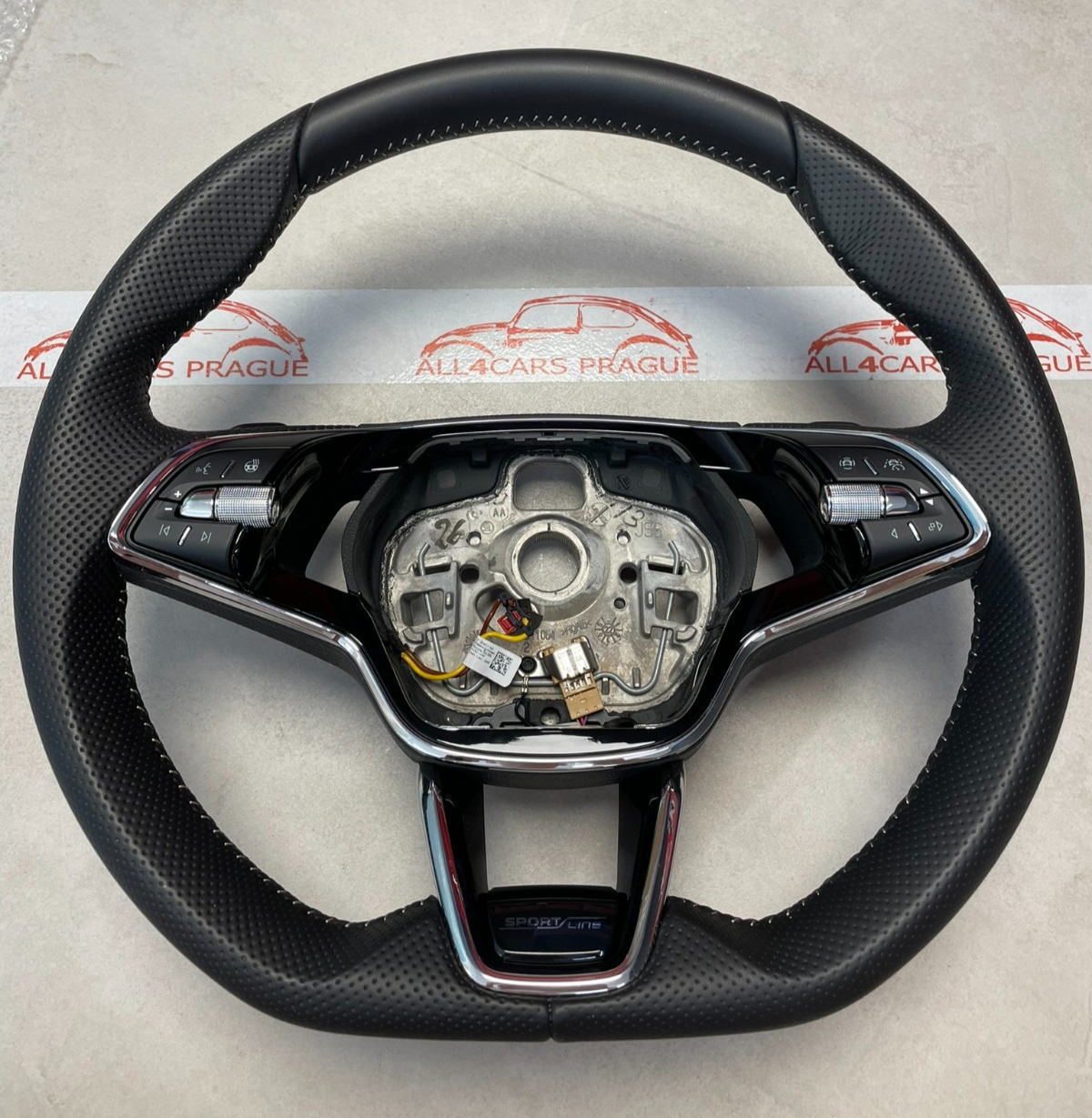 ŠKODA OCTAVIA IV 5E3 SPORT LINE LENKRAD ABGEFLACHT GELOCHT 5E3419093AT FAST NEU