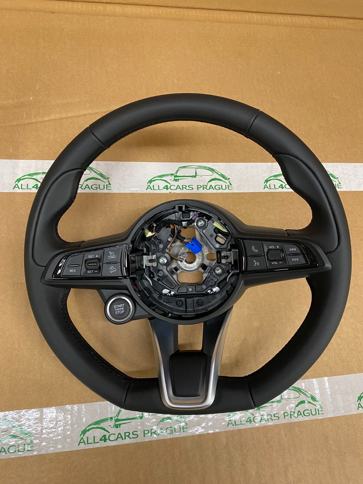 SPORT LENKRAD ALFA ROMEO GIULIETTA LEDER MULTIFUNKTION SPORTLENKRAD 311990599CDU