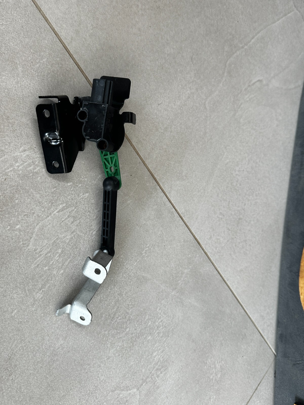 VW AUDI SKODA NIVEAUSENSOR LEUCHTWEITENREGULIERUNG 5Q0907503-5Q0512521J OE! - Obrázek 11