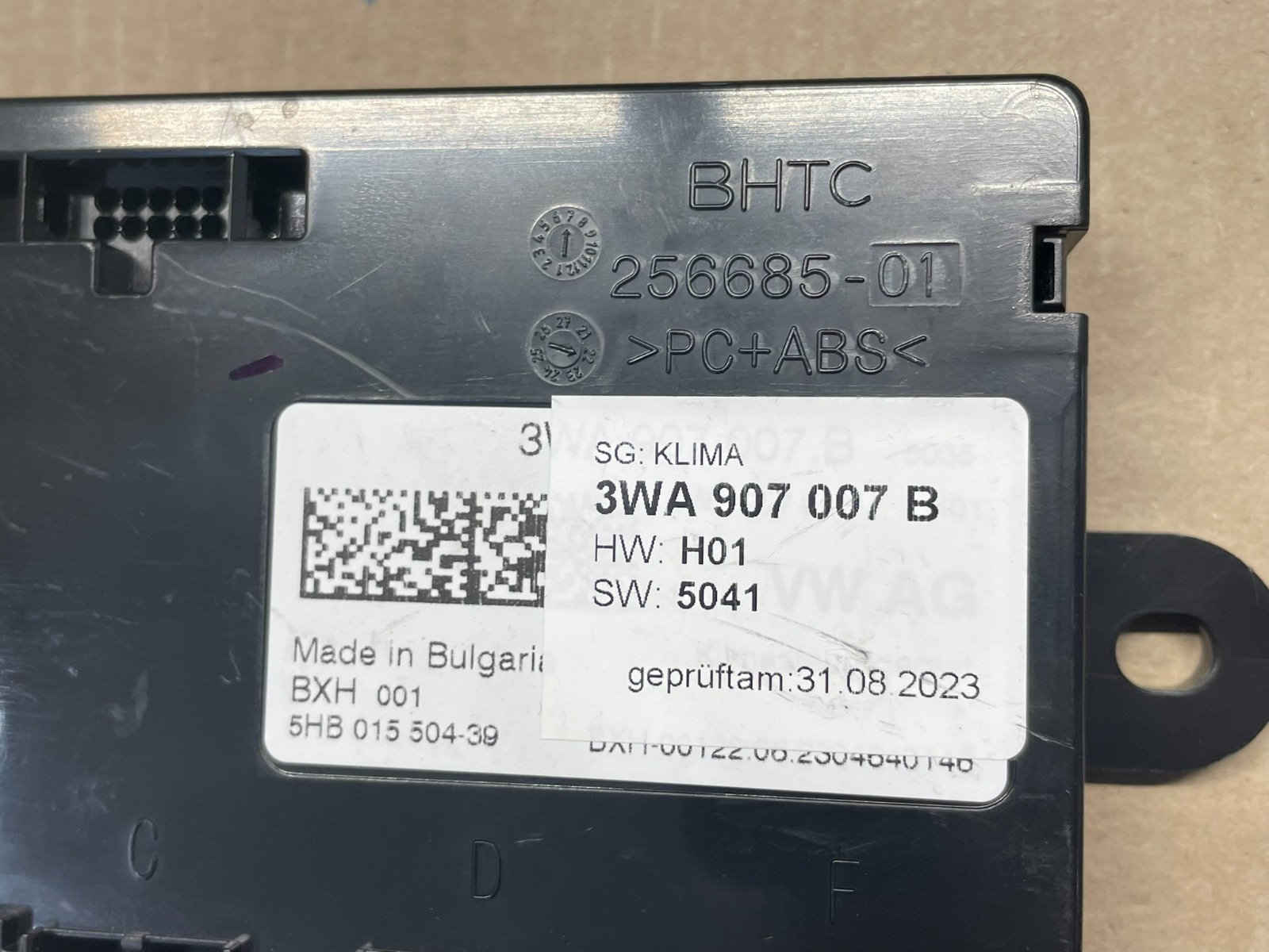 VW AUDI ŠKODA SEAT STEUERGERÄT FÜR KLIMAANLAGE 3WA907007B FAST NEU DEM TEST CAR - Obrázek 3