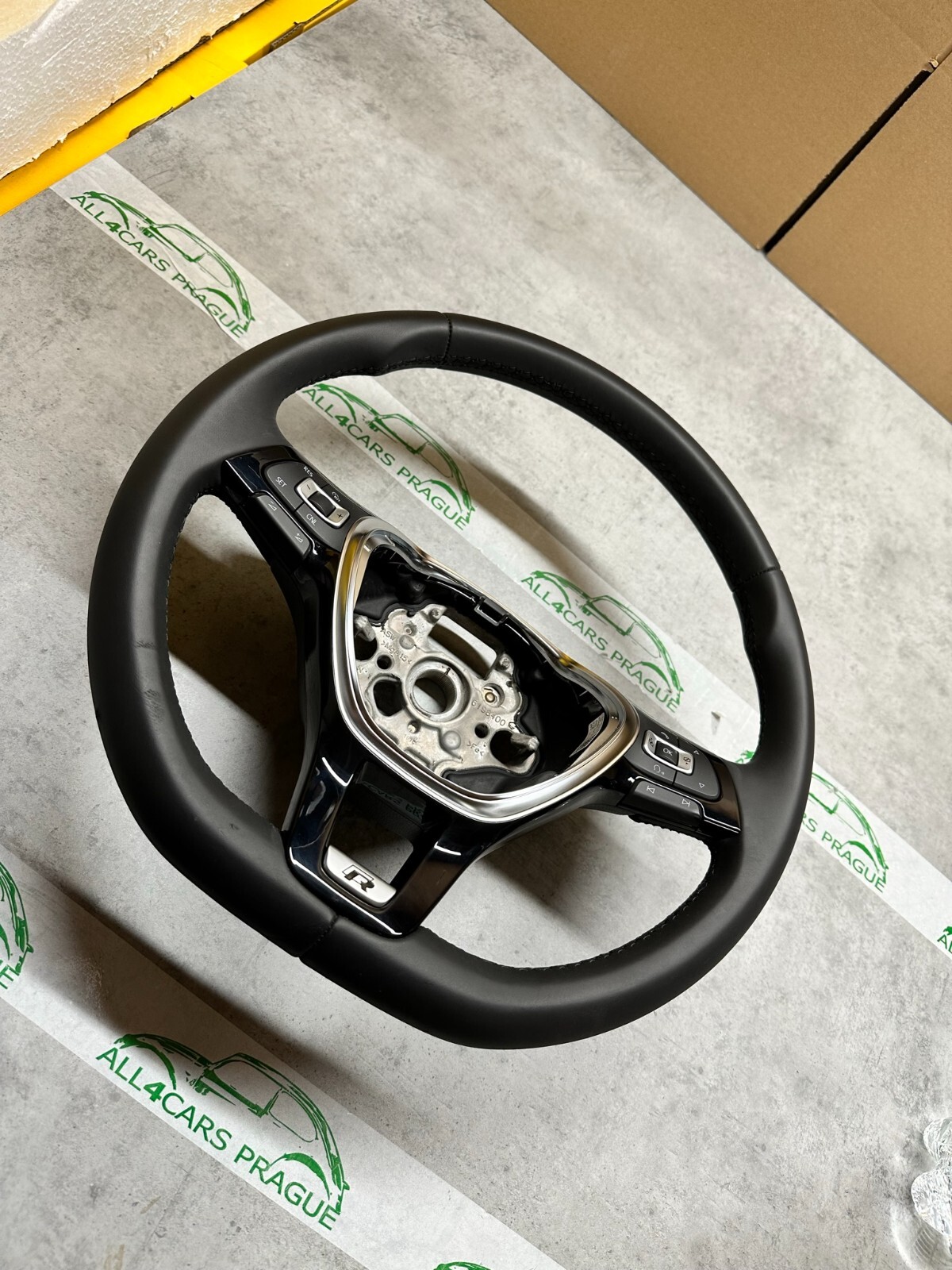 VW GOLF 7 VII PASSAT B8 MULTIFUNKTION LENKRAD DSG LEDER R-LOGO 5G0419091DM E74 - Obrázek 8