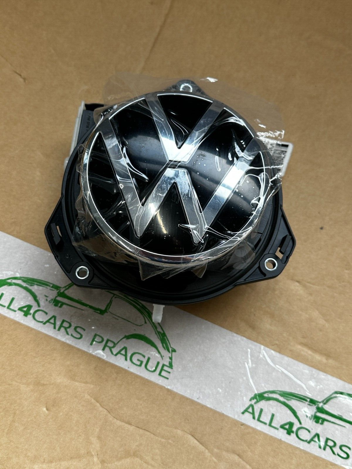 VW GOLF 8 BETÄTIGUNG MIT MIKROSCHALTER MIT VW KAMERA LOGO 5H0827469AA ORIG.NEU !