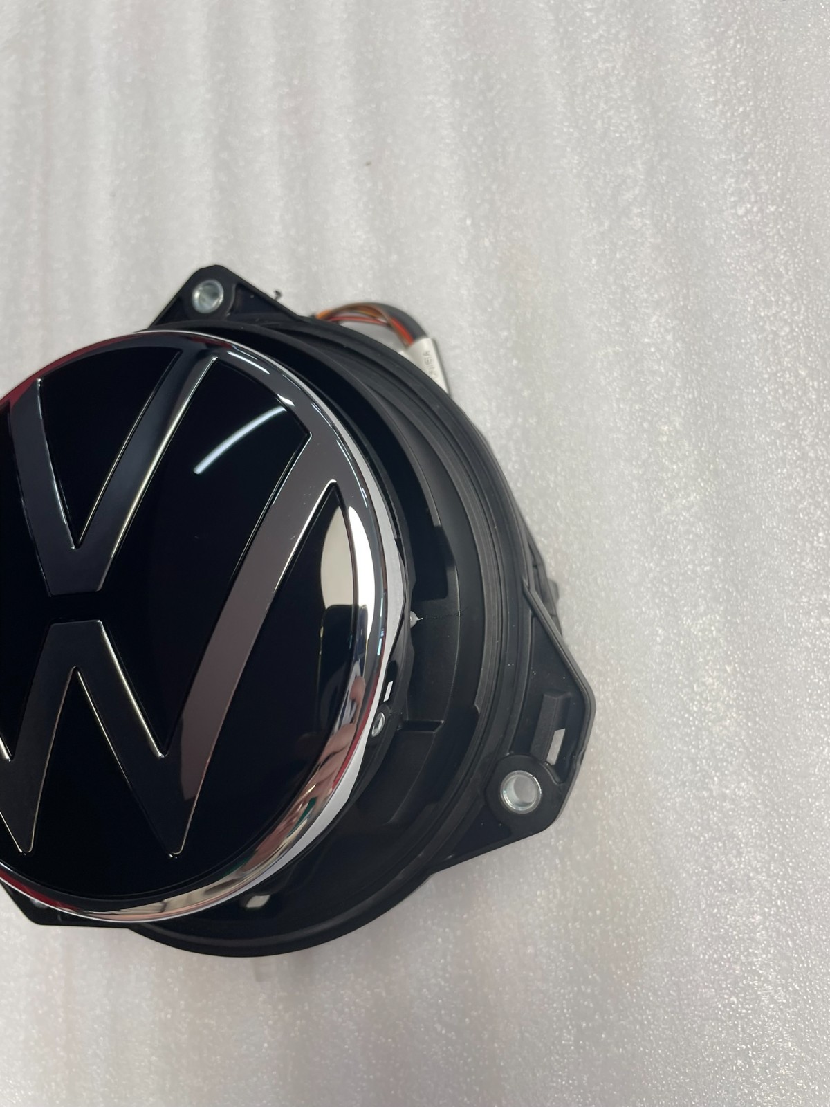 VW GOLF 8 HINTERE TÜRSCHLIESSE LOGO MIT KAMERA MIT MIKROSCHALTER 5H0827469P NEU - Obrázek 10