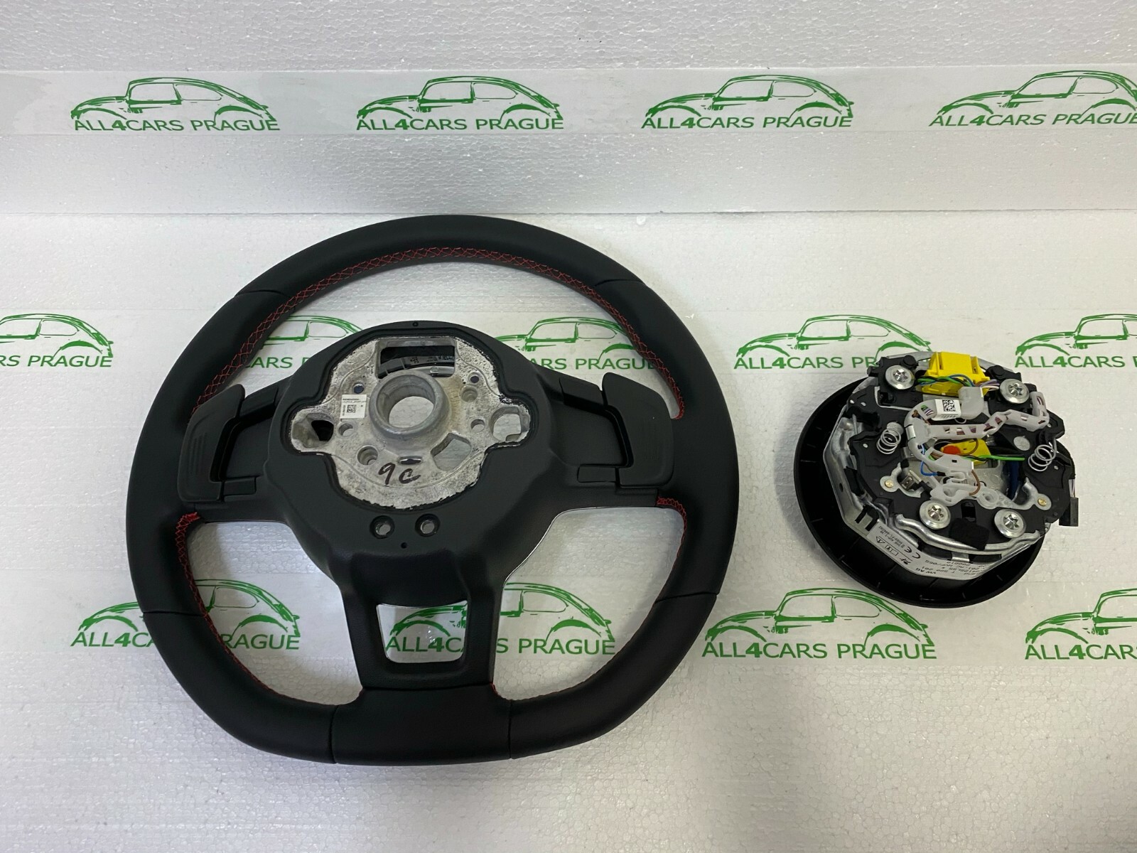 VW GTI MULTIFUKTIONAL LENKRAD KOMPLET MIT SCHALTWIPPEN 2Q0419091CJ ORIG. NEU!! - Obrázek 11