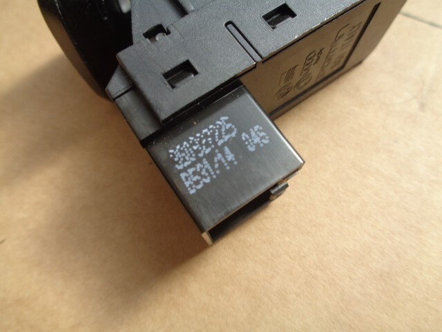 VW PASSAT B8 SCHALTER ELEKTROMECHANISCHE FESTSTELLBREMSE 3G0927225 Fast Neu Test - Obrázek 4