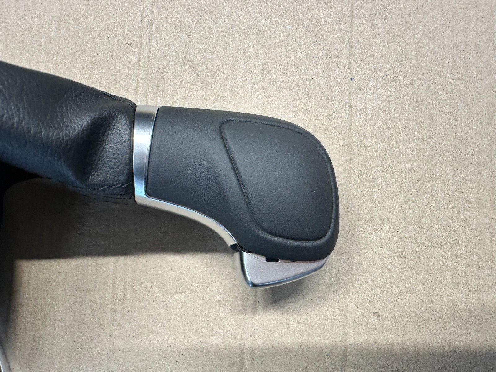 VW PASSAT VW ARTEON SCHALTKNAUF DSG LEDER KOMPLET 3G1713203C ORIGINAL VW TEIL - Obrázek 13