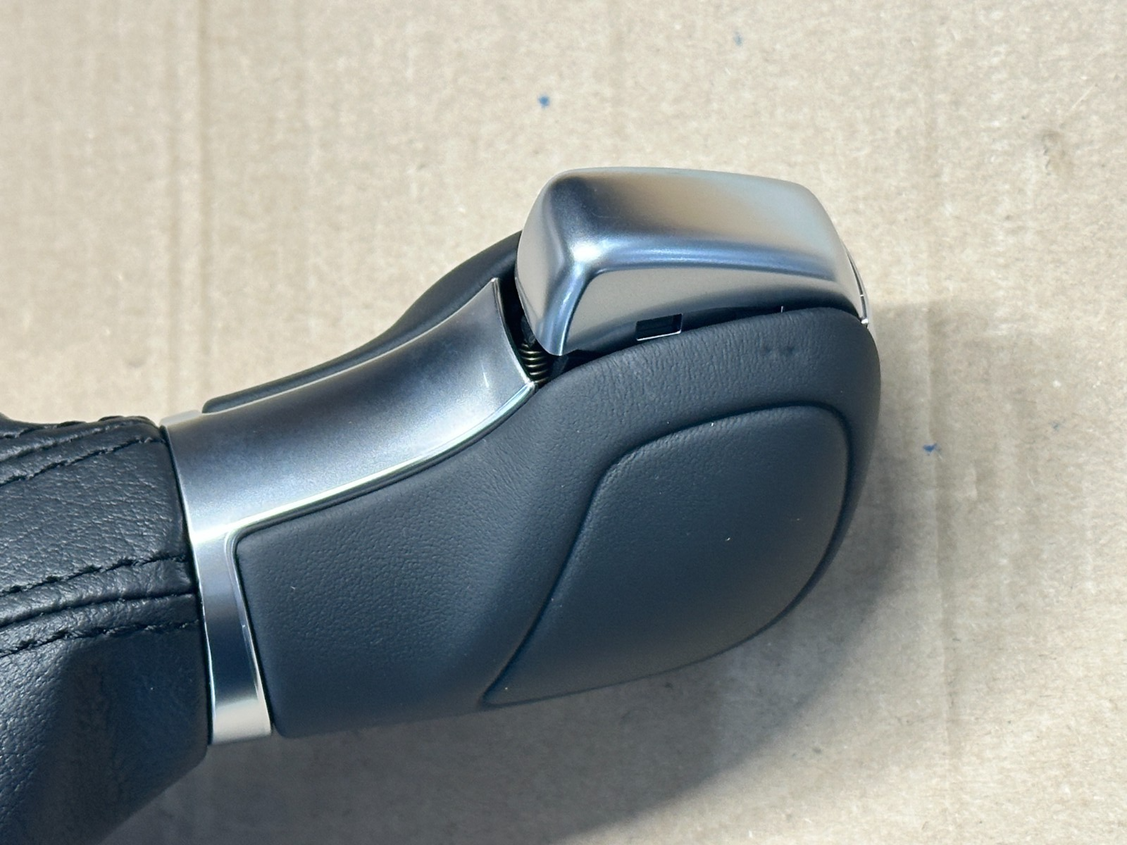 VW PASSAT VW ARTEON SCHALTKNAUF DSG LEDER KOMPLET 3G1713203C ORIGINAL VW TEIL - Obrázek 18