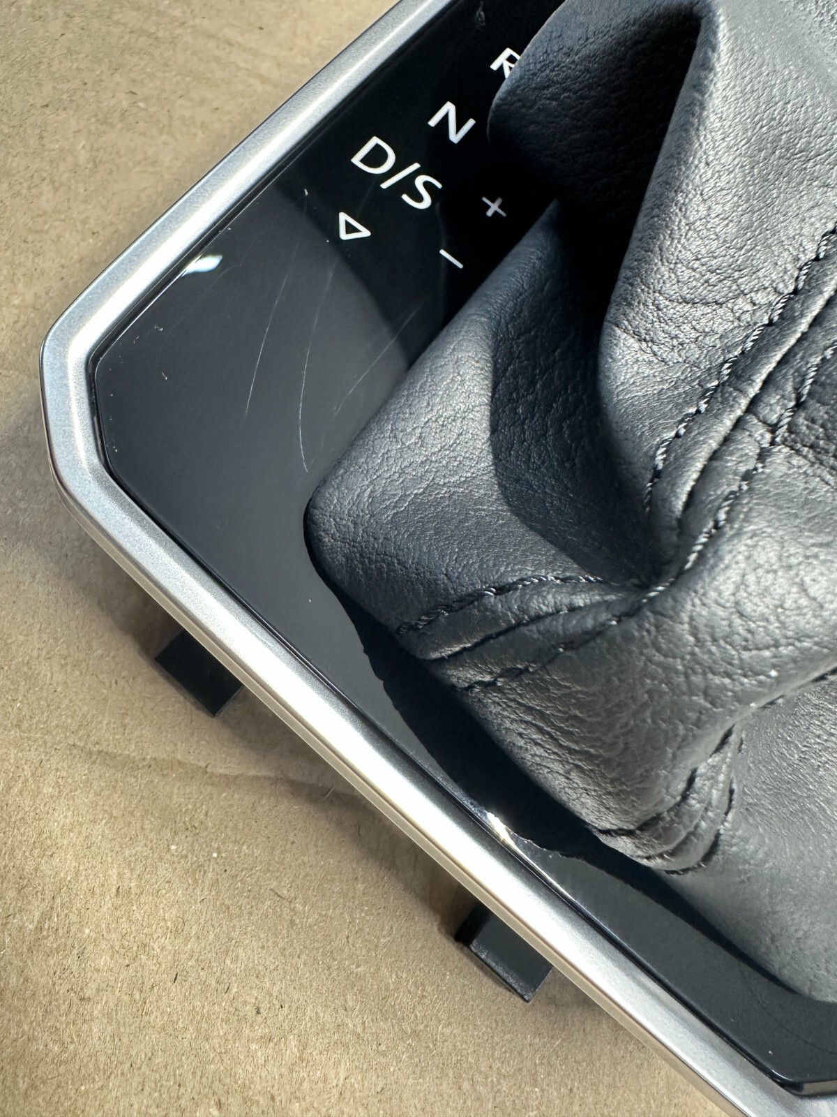 VW PASSAT VW ARTEON SCHALTKNAUF DSG LEDER KOMPLET 3G1713203C ORIGINAL VW TEIL - Obrázek 10